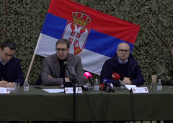 Vuçiç heq gjendjen e gatishmërisë luftarake në Forcat e Armatosura