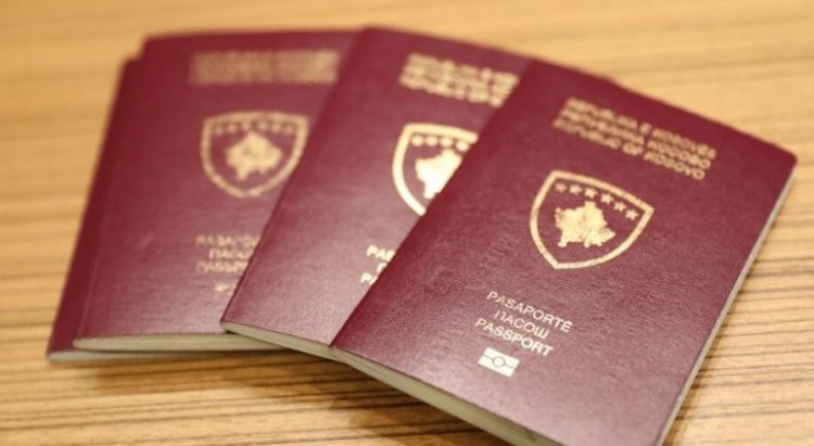 Gjermania “shqyrton” kërkesën e Kosovës për pasaporta të skaduara