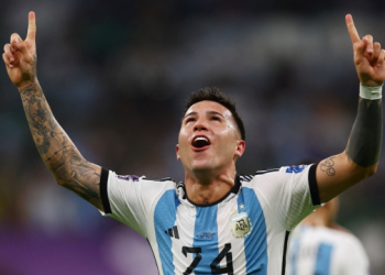 Benfica refuzon ofertën e Chelseas për Fernandez