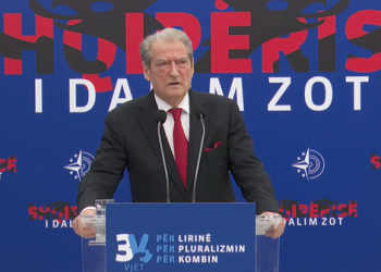 Paralajmërimi i Berishës: Nëse Rama s’jep dorëheqjen, Shqipëria..