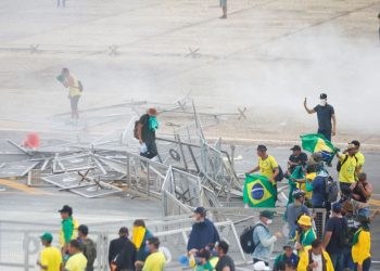 Tronditje globale, dënohet sulmi ndaj institucioneve braziliane