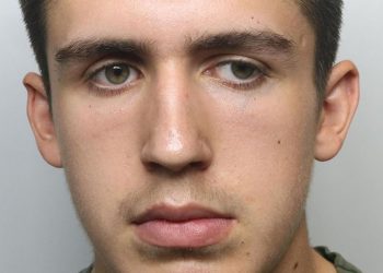 Nxiti vrasësin të ekzekutojë 10 zezakë, adoleshenti dënohet 11 vjet