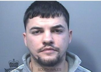 EMRI/ Ish-futbollisti shqiptar kapet në shtëpinë e barit në Angli