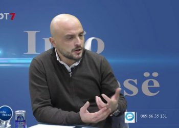 FOTO/ Ky është Johan Sterjo, që dha sot dorëheqjen