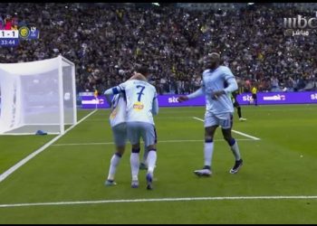 VIDEO/ PSG mbetet me 10 lojtarë, Ronaldo barazon sfidën