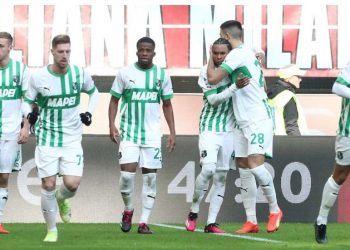 Shokohet Milan, humb 2:5 me Sasuolon