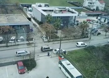 Protesta për Luizin, BB fut banorët brenda dhe ngre muzikën