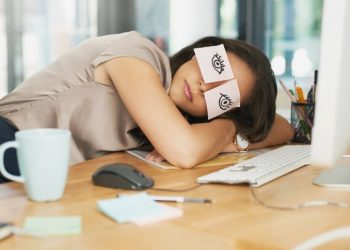 Ushqimet që ju ndihmojnë kur keni mungesë energjie