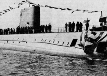 69 vite nga lundrimi i nëndetëses së parë