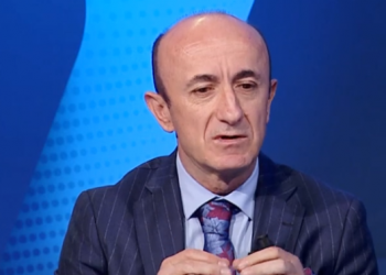 Sula: Njerëzit po rrezikojnë jetën për të shpëtuar nga kjo qeveri