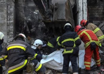 Sulmet ruse në Dnjipro, 25 të vrarë