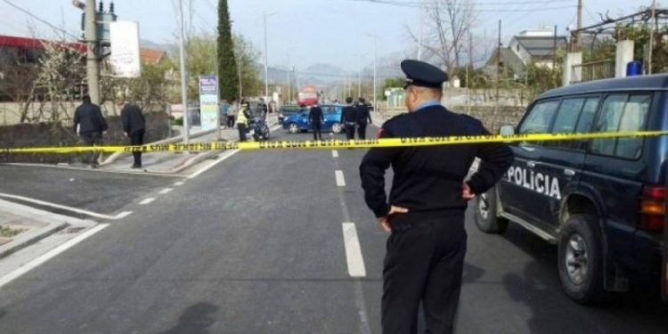 Aksidentohet 61-vjeçari nga Shkodra, dërgohet urgjent në spital