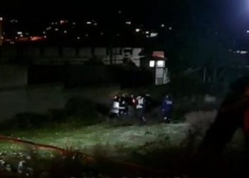 E rëndë, vlonjati me shpejtësi skëterrë ‘fluturon’ jashtë rruge