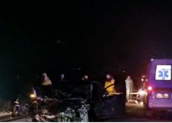 Dalin fotot nga aksidenti me 2 të vdekur në Rrugën e Arbrit