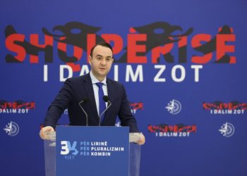 PD: 200 fëmijë shqiptarë janë zhdukur në Britani, Rama hesht