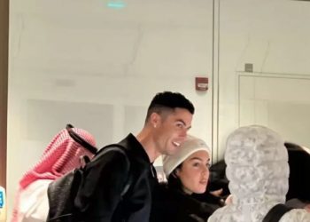 Firmosi me Al Nassr, Ronaldos i bëjnë pritje madhështore në Riad