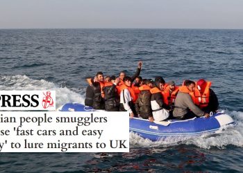 Mbi 10 mijë shqiptarë me gomone në Britani, gjatë 2022