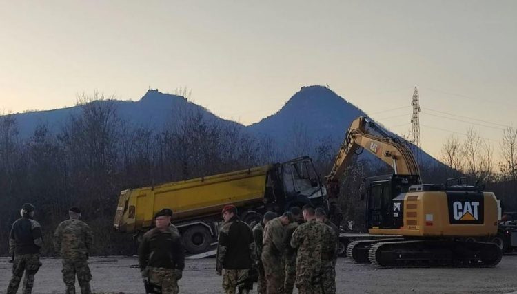 Hiqen barrikadat e fundit në Kosovë