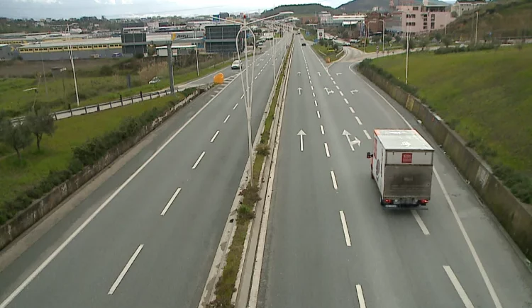 “Lekaj-Fier” e “Thumanë-Kashar”, koncesione me fitim 564 përqind!