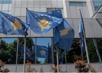 Qeveria e Kosovës: Nuk i përjashtojmë serbët nga aplikimi në polici