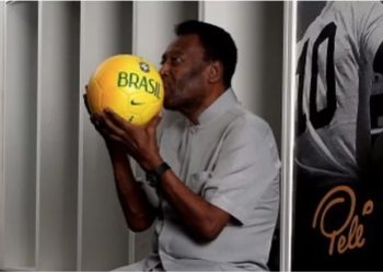 “Hapeni kur mos jem më”/ 48 vite mbyllur, çfarë ka dollapi i Pele