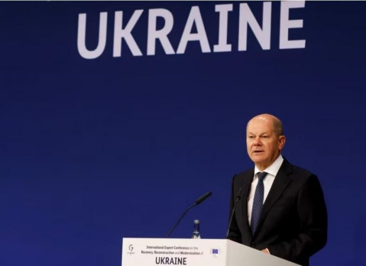 Scholz: Nuk do të dërgojmë avionë në Ukrainë