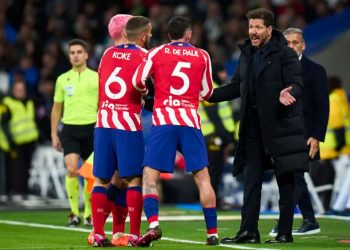 U eliminuan nga Reali, Simeone sulmon gjyqtarin