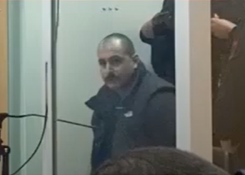 I akuzuar për vrasje, Arbër Paplekaj nxehet nga kamerat: Hiqi këto