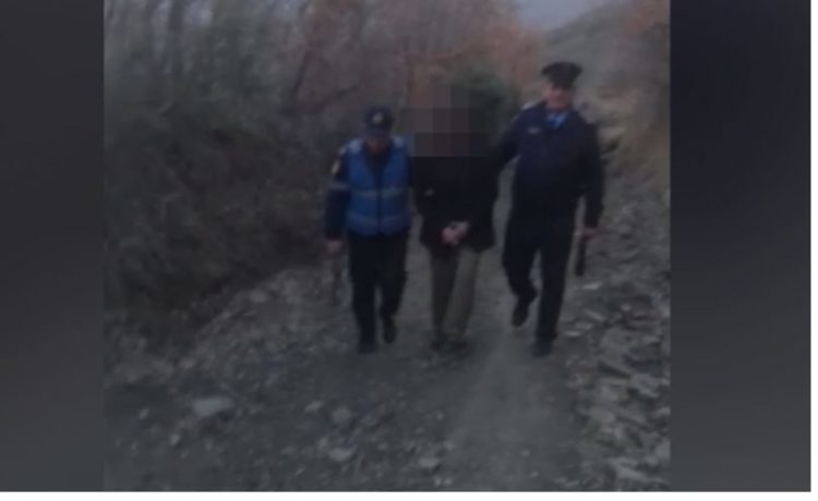 ‘I vrau me sëpatë’, policia jep detaje për ekzekutimin e dyfishtë
