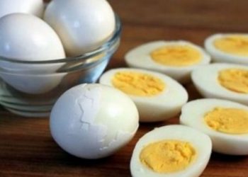 Sa kohë mund t’i ruani vezët e ziera në frigorifer