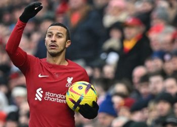 Liverpool luan derbin mes shumë problemesh