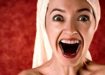 Ja si të mbani dhëmbët sa më të shëndetshëm