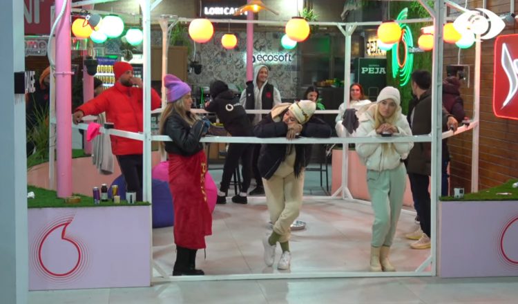 Pas fitores, Nita dhe Dea i dhurojnë lekët për fëmijët me autizëm