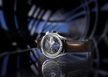 Hamilton rikthen modelin “me dy fytyra”