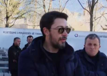 Shkëlzen Berisha i pranishëm në protestën e demokratëve