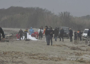 Detajet e reja – Tragjedia në Crotone, të paktën 59 të vdekur