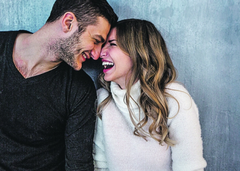 Shenjat e horoskopit që bien në dashuri me miqtë