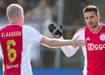Eredivisie/ Ajax fiton dhe pas barazimit të Feyenoord me PSV…
