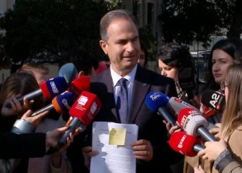 Boçi: Po mbledhim firma për komisionin hetimor ndaj Ramës