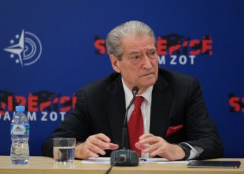 Thirrja e Berishës:Të gjithë ata që refuzuan të firmosin vjedhje…