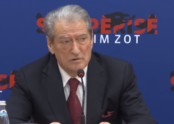 Berisha:Rama politikisht kalbësirë,s’mund të përfaqësojë Shqipërinë