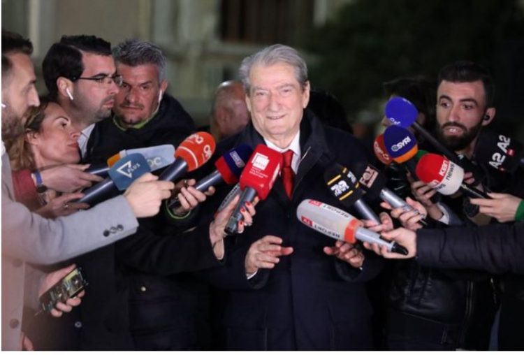 Mbyllet protesta pas 2 orësh, të enjten sërish në shesh