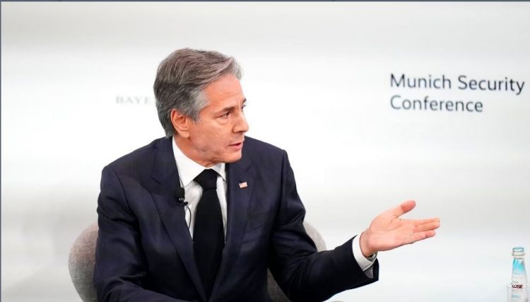 Blinken homologut kinez: Shkelja e hapësirës ajrore amerikane…