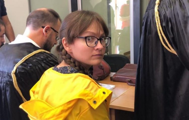 Shqipëria i hapi rrugë ekstradimit të blogeres ruse