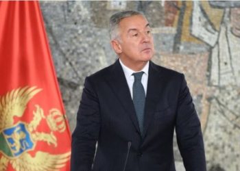 Gjukanoviç propozohet për president të Malit të Zi