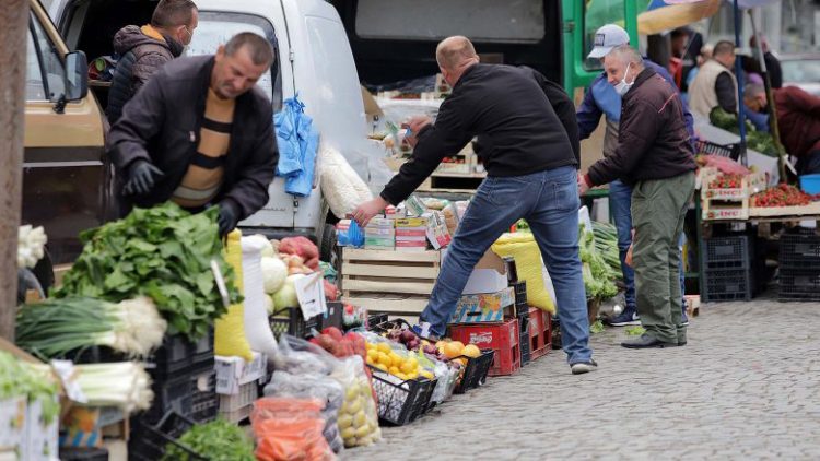 Çmimet e ushqimeve shqetësojnë qytetarët