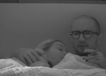 ‘A ke frikë se do të gjykojnë?’, Kristi bisedon me Kejsin