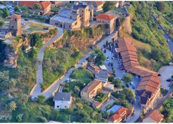 Turisti austriak bllokohet në një mal të Krujës