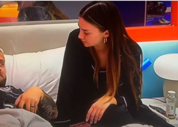 VIDEO/ Shikoni çfarë bën Luizi para syve të Kiarës