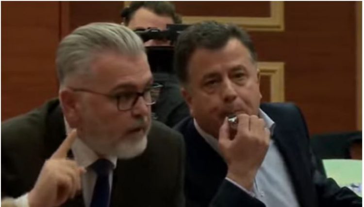 I ra bilbilit, Nikolla përjashton Flamur Nokën